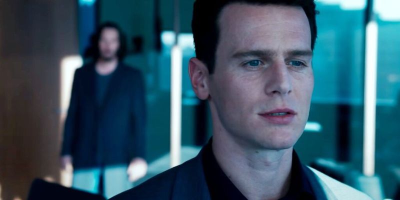 Kāpēc aģents Smits palīdzēja Neo filmā The Matrix Resurrections?