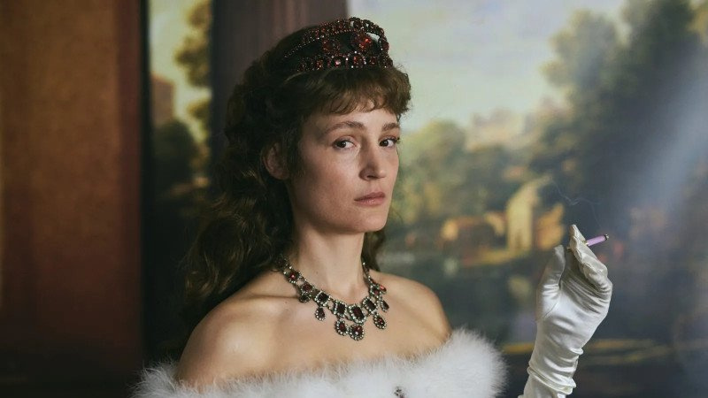 'The Empress' Review: A Royal Period Piece That Might Have Arrived Too Late to the Party